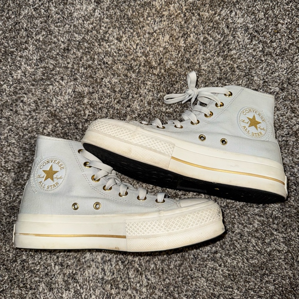 Converse Women's Gray and Cream High-Top Sneakers